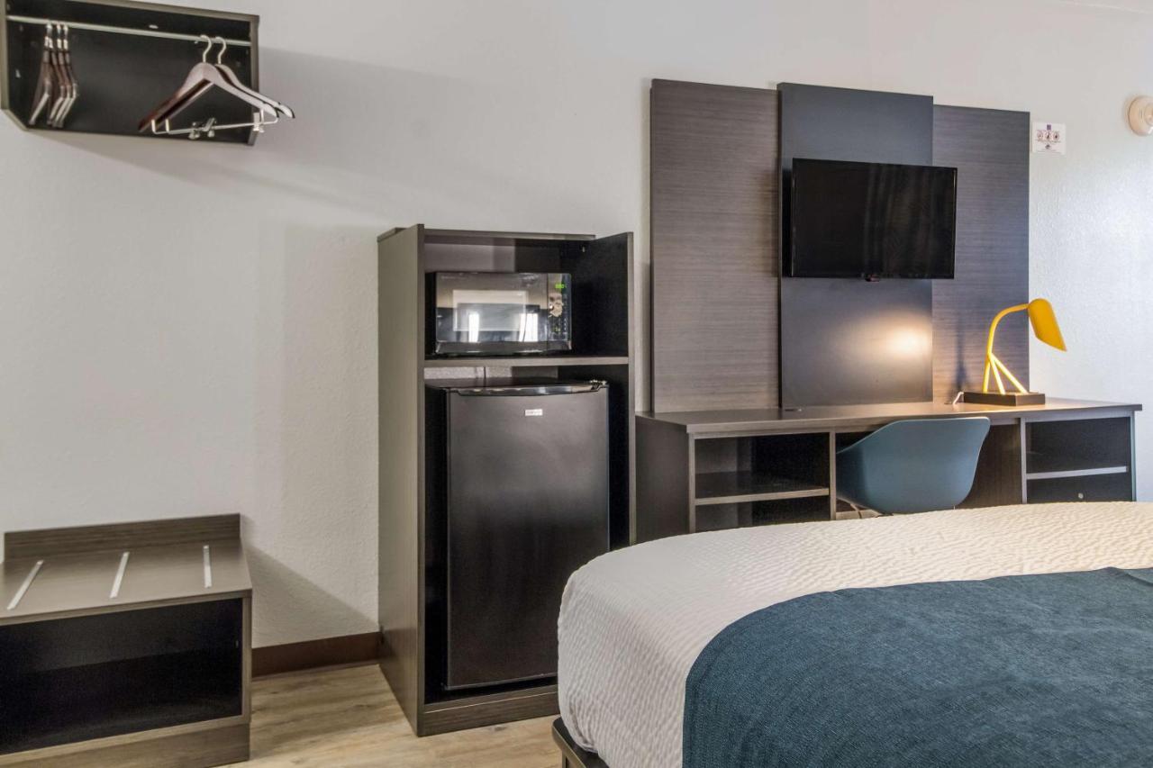 Motel 6 Groves, Tx Zewnętrze zdjęcie
